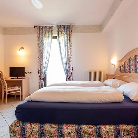 Alesi 3* Malcesine