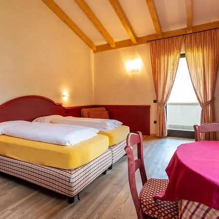 Alesi Hotel 3*